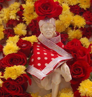 Information about 9 Thursday Vratam and Pooja of Shri Saibaba. Sai Baba's nine thursday's vrata Mahatyam,9 thursdays sai baba vratham,Sai baba 9 thrusday Vrat procedure 